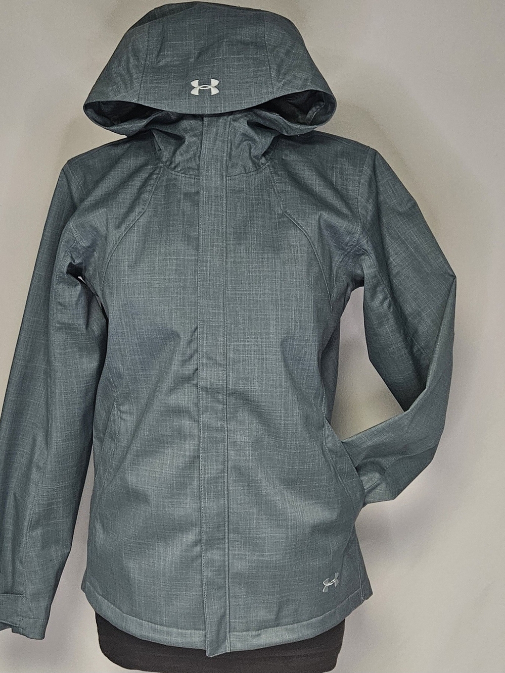 Under Armour Women's Hooded Waterproof Teal Jacket. Note- No Inner Liner. Sz S